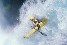 Kaiyun(中国)开云-斯诺克国锦赛首日众名将顺利取胜 丁俊晖开启卫冕之旅，斯诺克比赛时间表丁俊晖